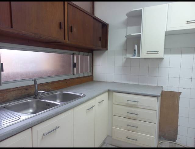 2.5 BEDROOM DUPLEX TO LET IN SOUTH BEACH